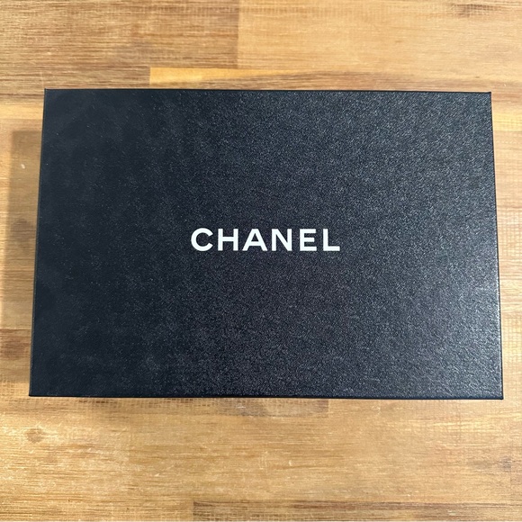 Chanel Shoe Box - Picture 2 of 8